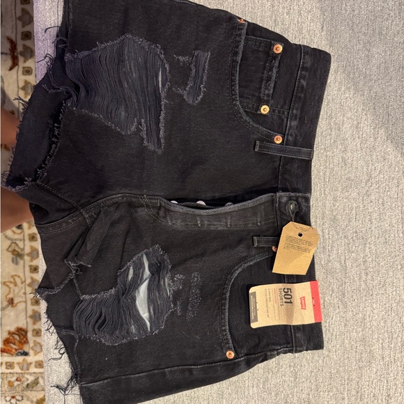 Levi's Women's Black Jean Shorts - Picture 1 of 2